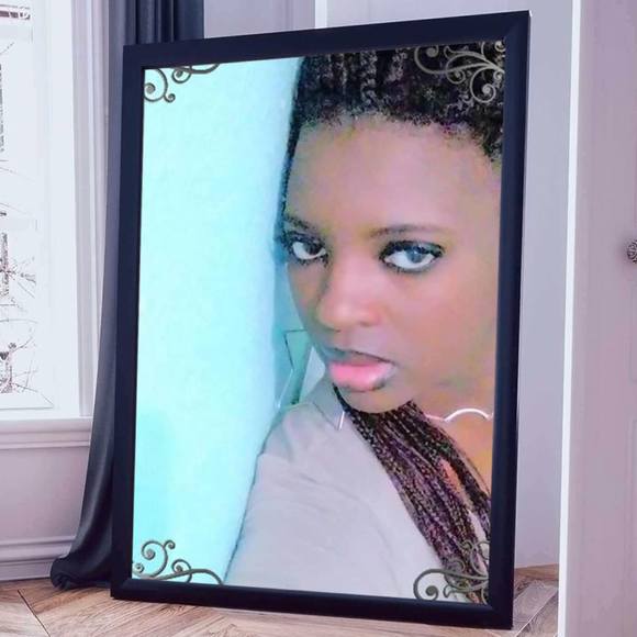 Meet your Posher, Traci - Picture 1 of 1